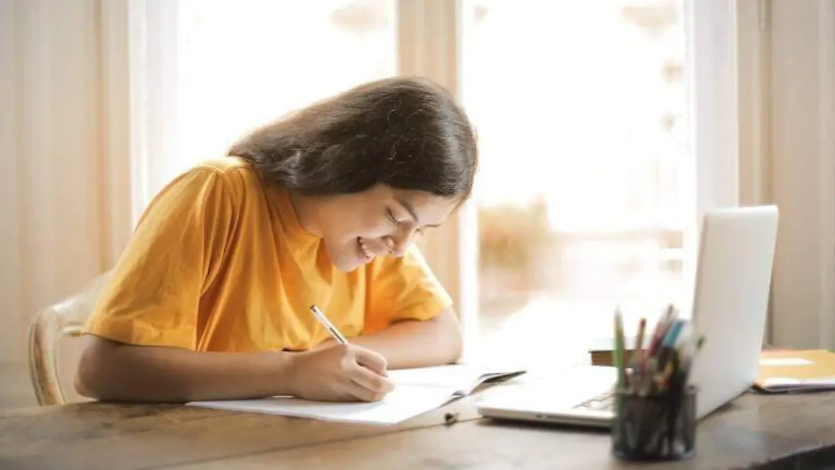 Educación a distancia Estudio